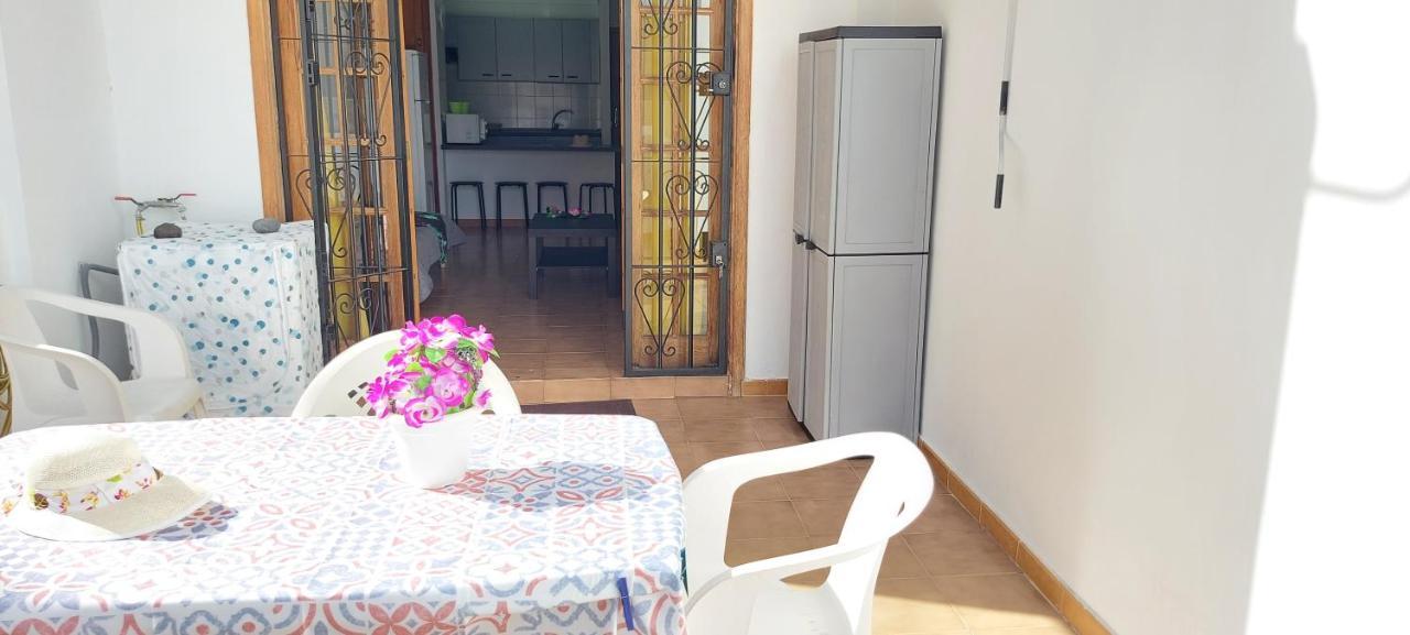 Los Cristianos Apartment, 1 bedroom Wifi Free&Big Terrace Exterior foto